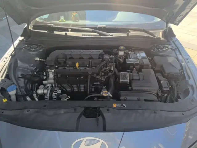Hyundai Elantra — Фото автомобиля 19