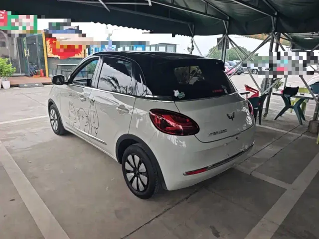 Wuling Bingo — Фото автомобиля 4