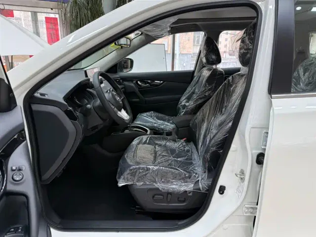 Nissan X-Trail — Фото автомобиля 16