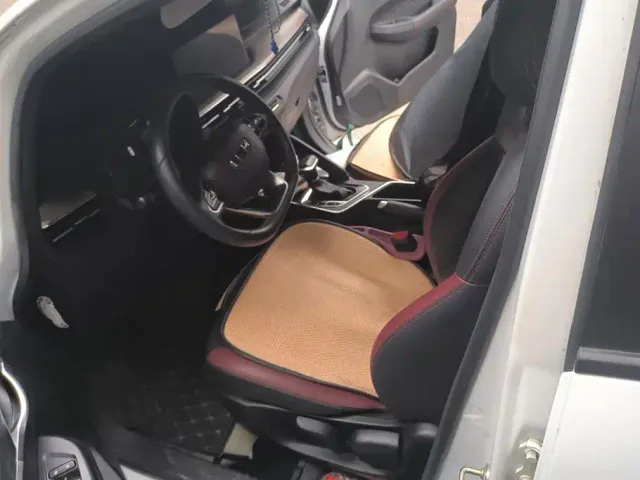 Geely Vision X3 — Фото автомобиля 9