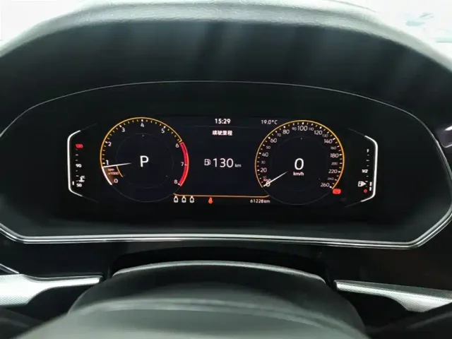 Volkswagen Passat — Фото автомобиля 11