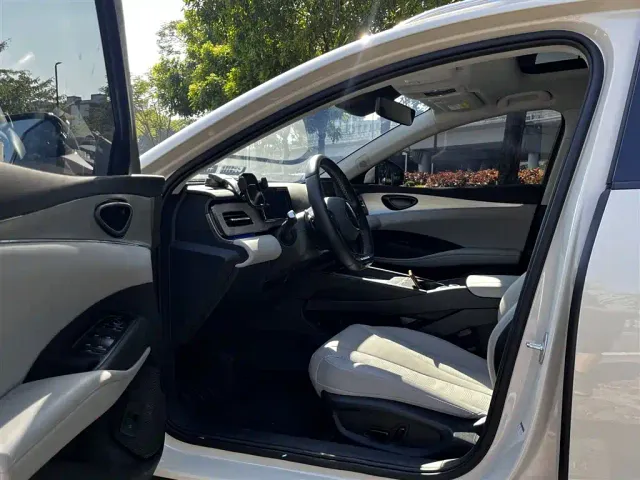 BYD Seal 06 DM-i Touring — Фото автомобиля 10