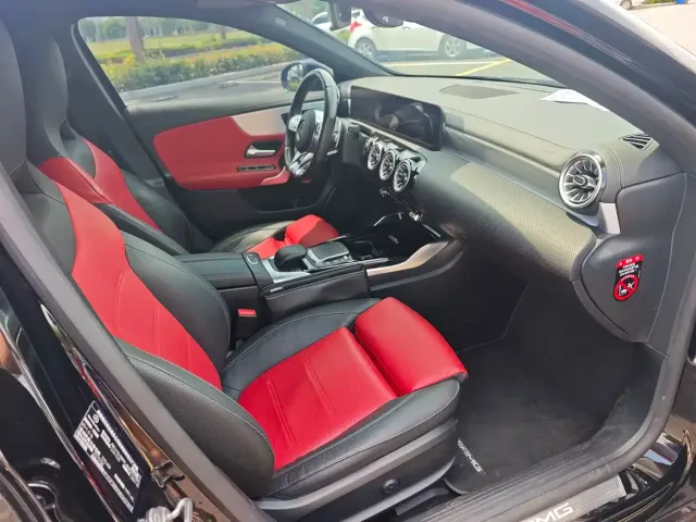 Mercedes-Benz Mercedes-Benz A-Class AMG (Import) 2022 AMG A 35 4MATIC — Фото автомобиля 14