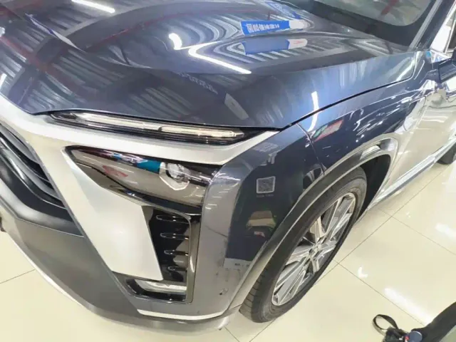 Nio ES8 — Фото автомобиля 23