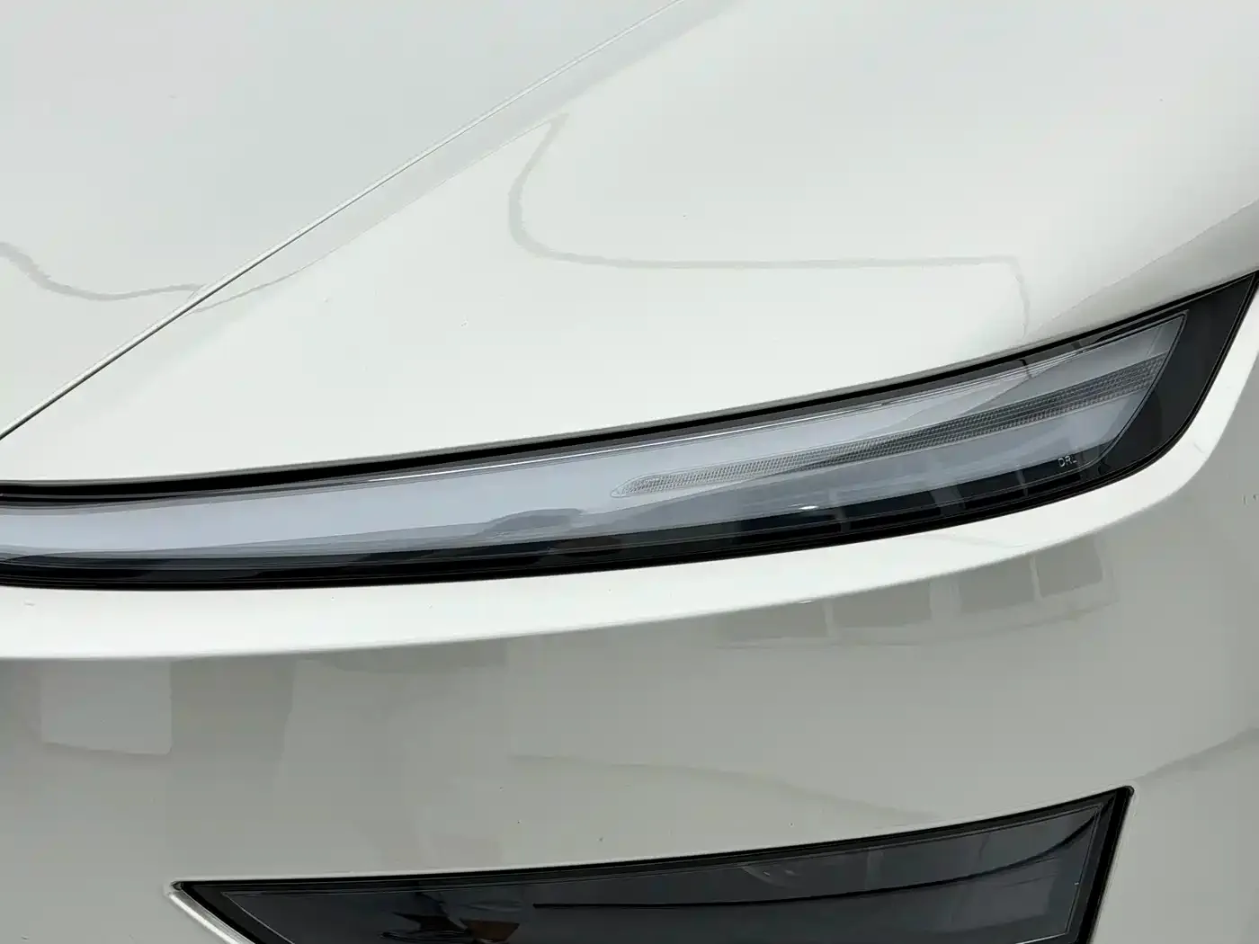 Tesla Model Y L 2025 Facelift Long Range AWD — Фото автомобиля 5