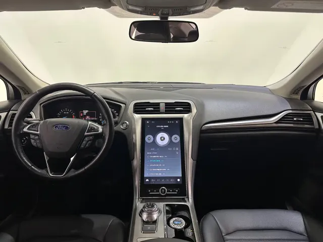 Ford Mondeo — Фото автомобиля 7