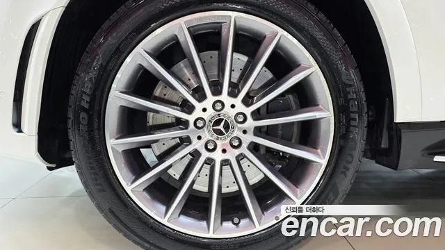 Mercedes-Benz GLE-Class — Фото автомобиля 20