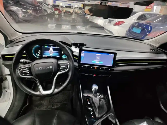 Roewe i5 — Фото автомобиля 9