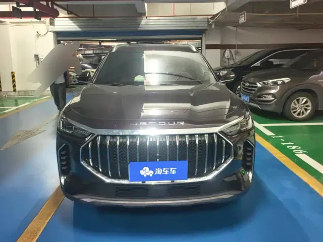 Jetour X70 Plus — Фото автомобиля 2