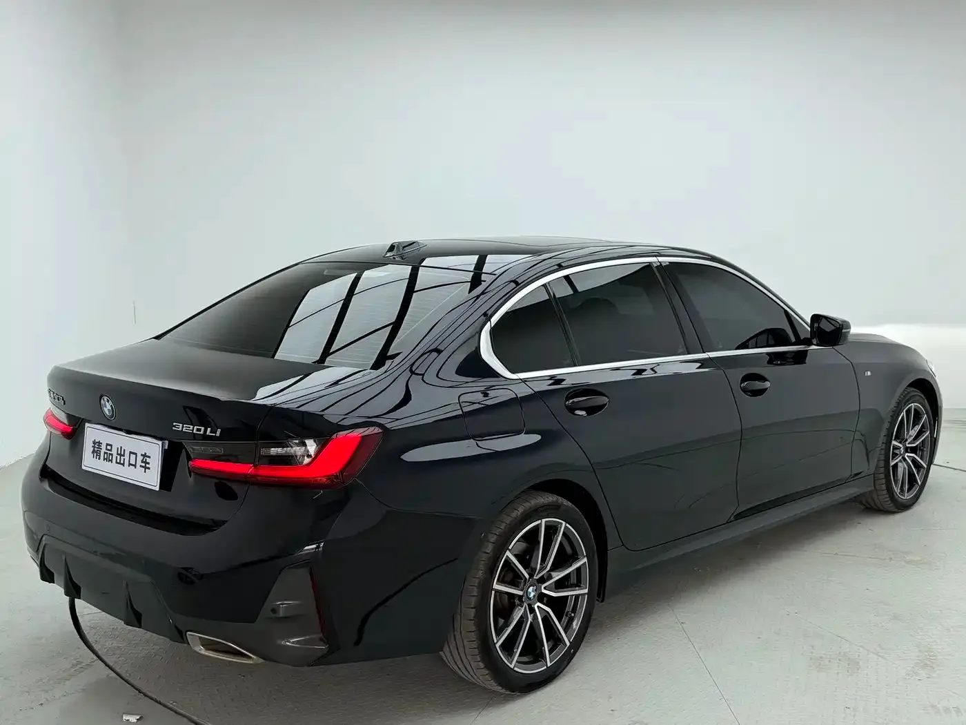 BMW BMW 3 Series 2023 320Li M Sport Package — Фото автомобиля 6