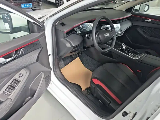 Dongfeng Yixuan MAX — Фото автомобиля 15