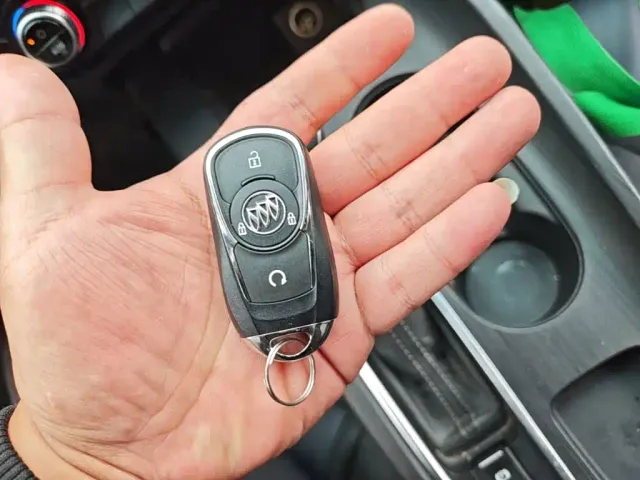 Buick Velite 6 — Фото автомобиля 8