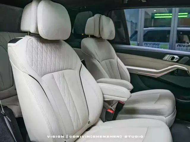 BMW X7 — Фото автомобиля 7