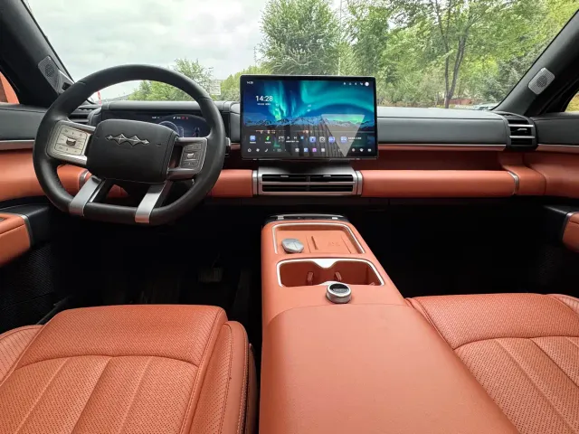 BYD FangChengBao Titanium 7 — Фото автомобиля 12