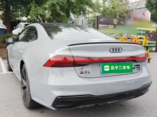Audi A7L — Фото автомобиля 22