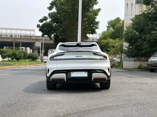 Xiaomi YU7 — Фото автомобиля 13