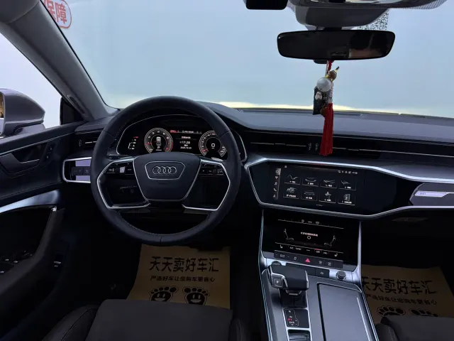 Audi A7L — Фото автомобиля 9