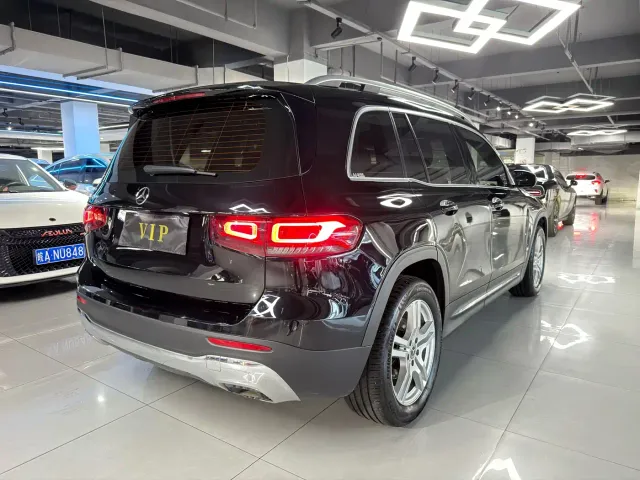 Mercedes-Benz GLB-Class — Фото автомобиля 4
