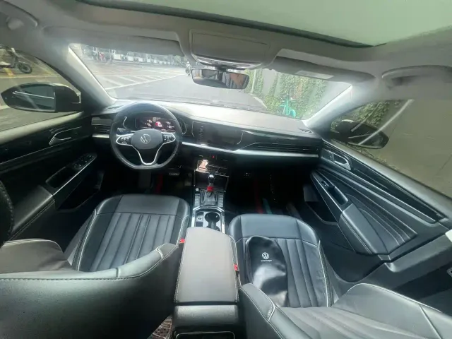 Volkswagen Passat — Фото автомобиля 5