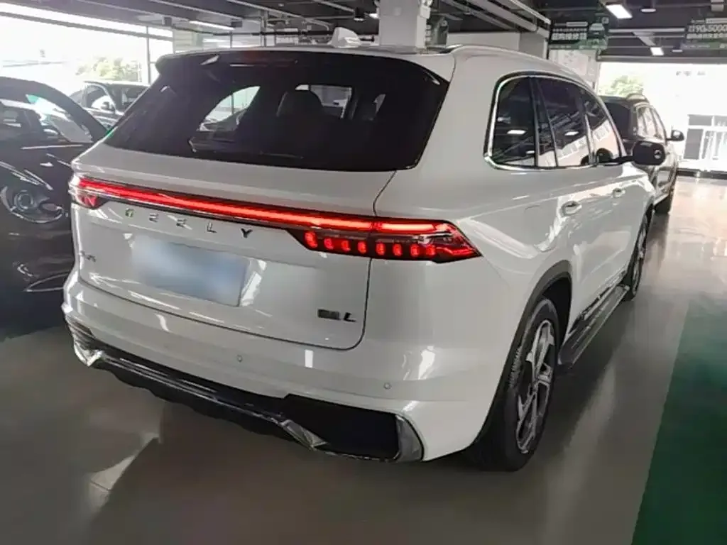Geely Xingyue L 2021 2.0TD DCT EVO FWD Premium — Фото автомобиля 4