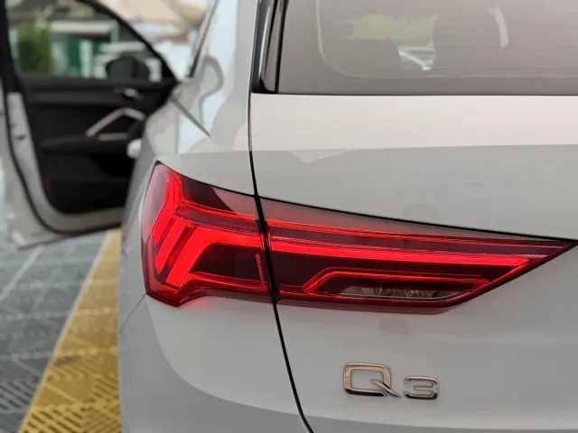 Audi Audi Q3 2022 35 TFSI Fashion Dynamic — Фото автомобиля 7
