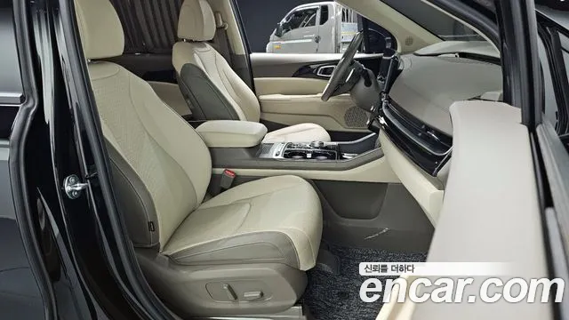 Kia Canival Новый Carnival 4 поколение Бензин 4 места Hi-Limousine — Фото автомобиля 12