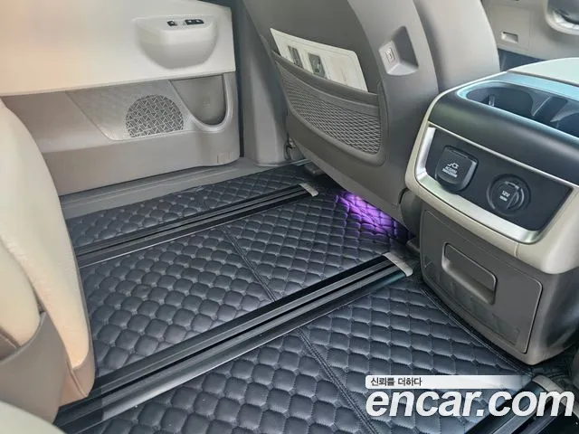 Kia Canival Новый Carnival 4 поколение Дизель 7 мест Signature — Фото автомобиля 17