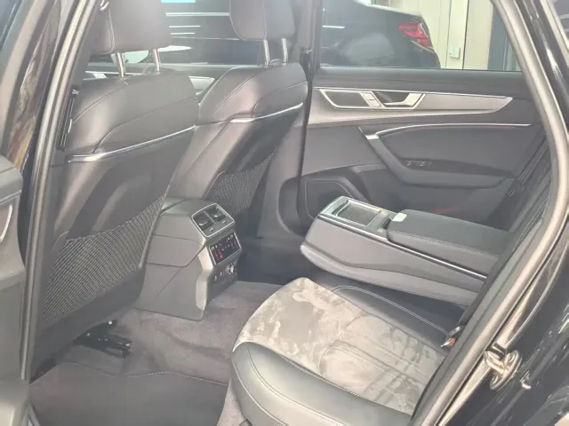 Audi A6L — Фото автомобиля 10