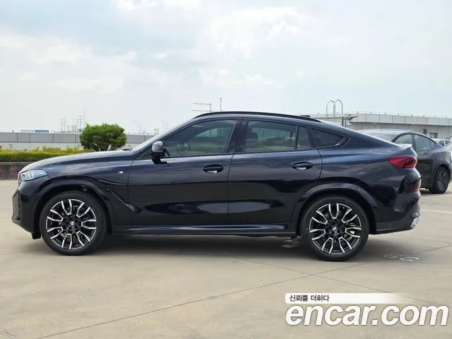 BMW X6 xDrive40i M Sport — Фото автомобиля 7
