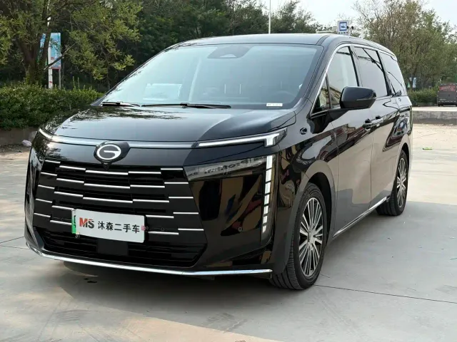 Фотография автомобиля — GAC Trumpchi E8