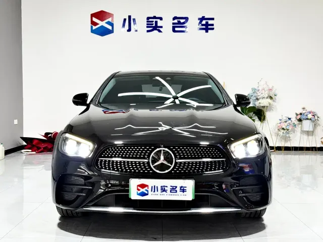 Mercedes-Benz E-Class — Фото автомобиля 2