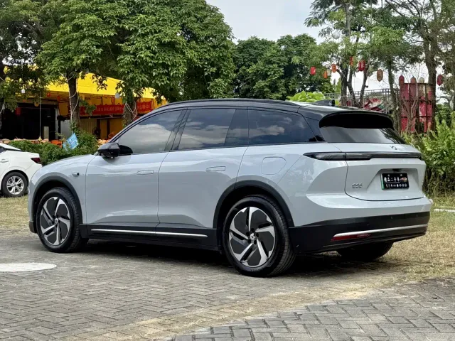 Nio ES6 — Фото автомобиля 17