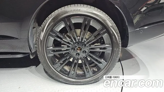 Land Rover Range Rover — Фото автомобиля 20