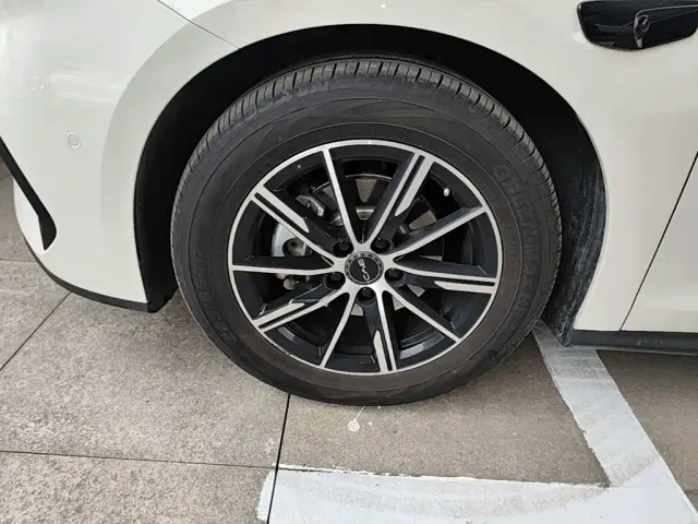 BYD Seal 06 — Фото автомобиля 22