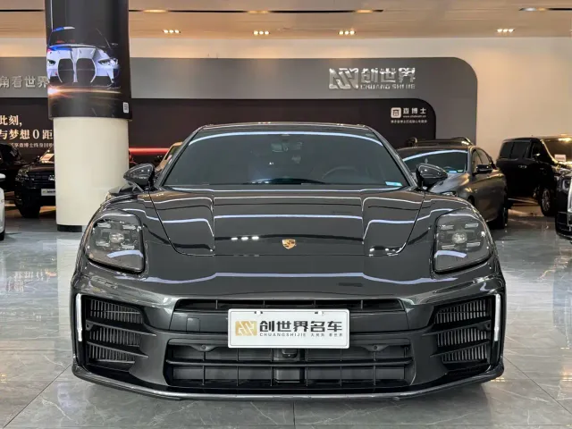 Porsche Panamera — Фото автомобиля 2