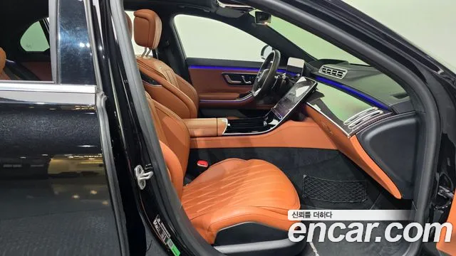 Mercedes-Benz S-Class — Фото автомобиля 17