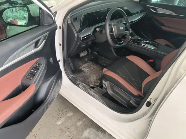 Changan Eado — Фото автомобиля 15