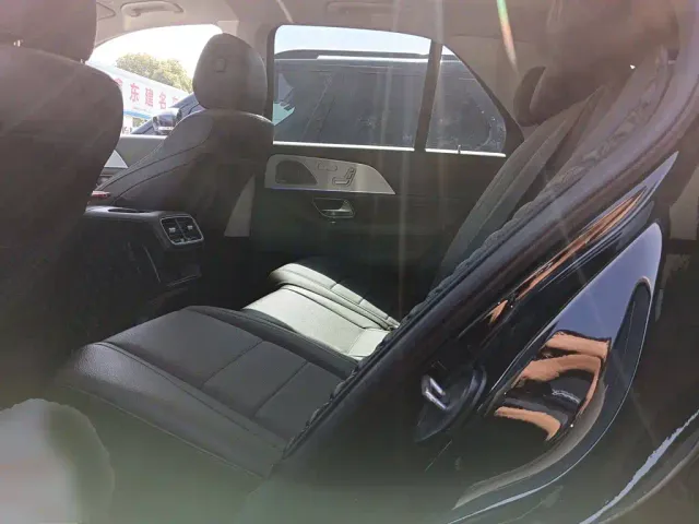 Mercedes-Benz GLE-Class — Фото автомобиля 16