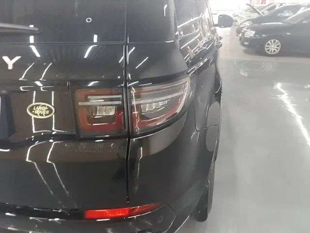 Land Rover Discovery Sport — Фото автомобиля 23
