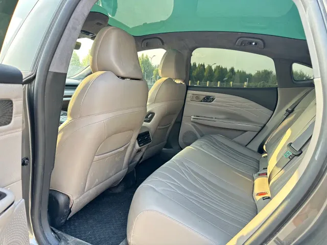 Geely Galaxy Xingyao 8 — Фото автомобиля 6