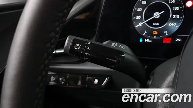 Kia Niro Niro (New) — Фото автомобиля 28