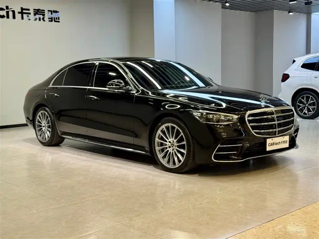 Mercedes-Benz S-Class — Фото автомобиля 3