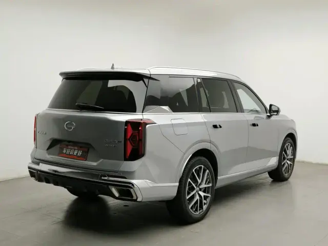 GAC Trumpchi GS8 — Фото автомобиля 2