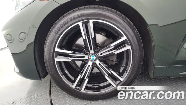 BMW 4-Series 4 серия (G22) 420i M Sport Кабриолет — Фото автомобиля 5