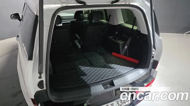 Hyundai Santafe — Фото автомобиля 30