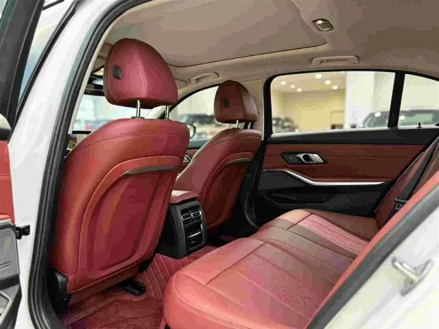 BMW 3 Series — Фото автомобиля 3
