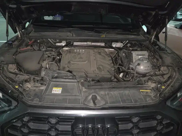 Audi Q5L — Фото автомобиля 10