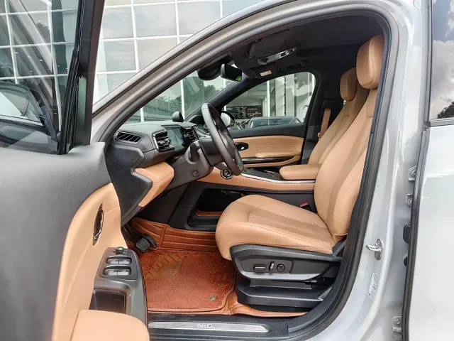 Nio ES6 — Фото автомобиля 11
