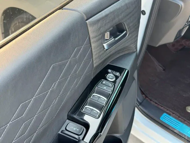 Honda Elysion — Фото автомобиля 8