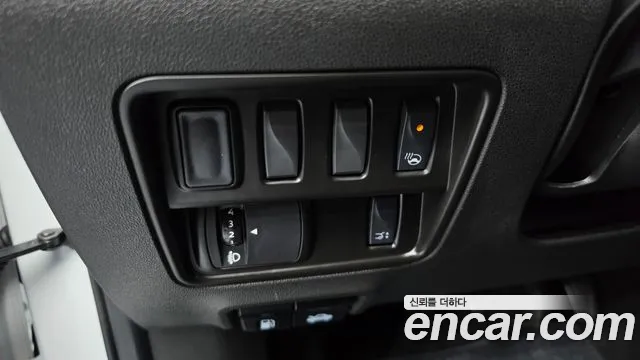 Renault Korea QM6 New — Фото автомобиля 25
